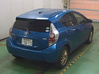 TOYOTA AQUA 2013