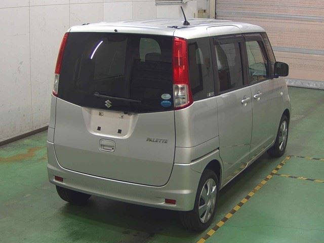 SUZUKI PALETTE 2010