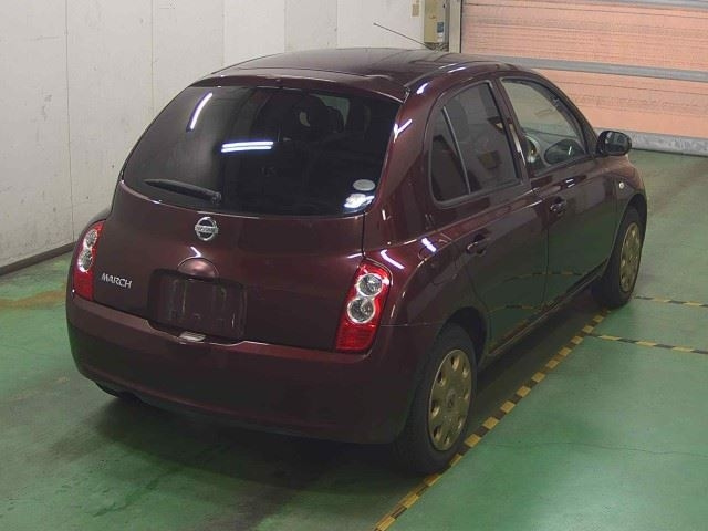 NISSAN MARCH 2010