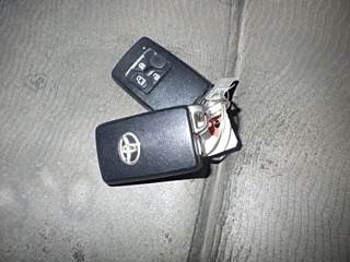 TOYOTA VOXY 2010