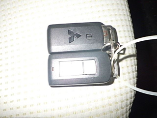 MITSUBISHI MIRAGE 2012