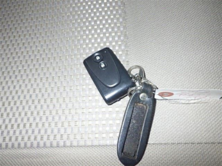 DAIHATSU MIRA E S 2012