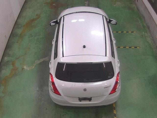 SUZUKI SWIFT 2011