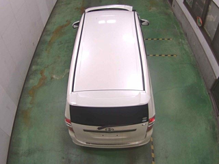 TOYOTA NOAH 2009