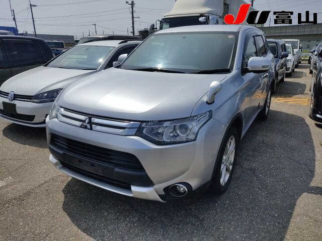 MITSUBISHI OUTLANDER 2014