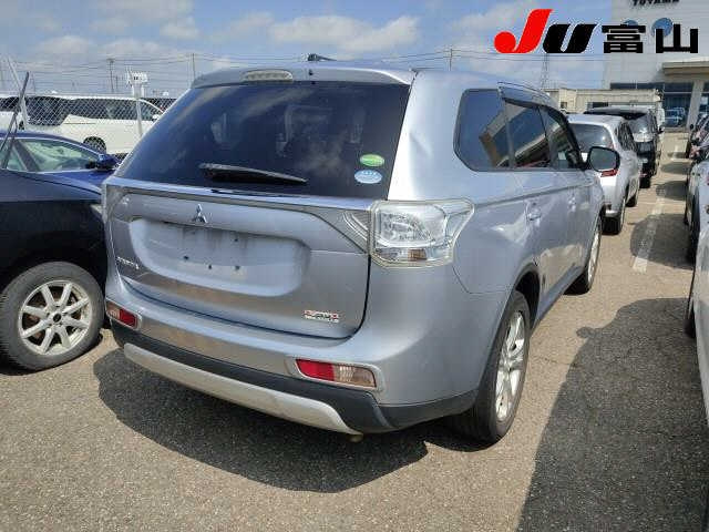 MITSUBISHI OUTLANDER 2014