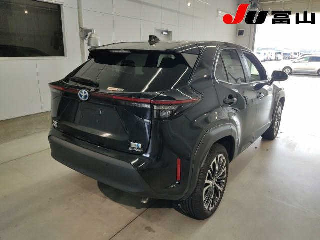 TOYOTA YARIS CROSS 2023
