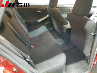 TOYOTA PRIUS 2012