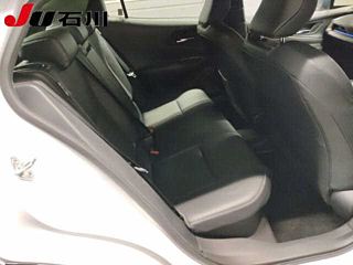 TOYOTA PRIUS 2023