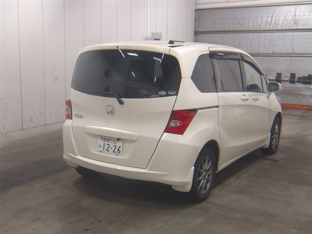 HONDA FREED 2009