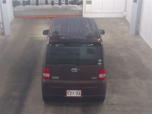 TOYOTA PIXIS SPACE 2012