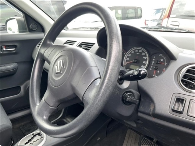 SUZUKI SWIFT 2009