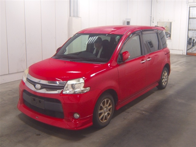 TOYOTA SIENTA 2011