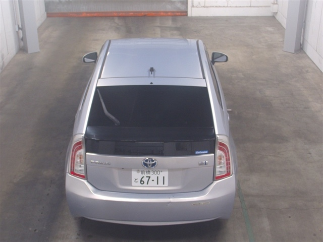 TOYOTA PRIUS 2012