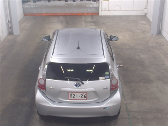 TOYOTA AQUA 2012