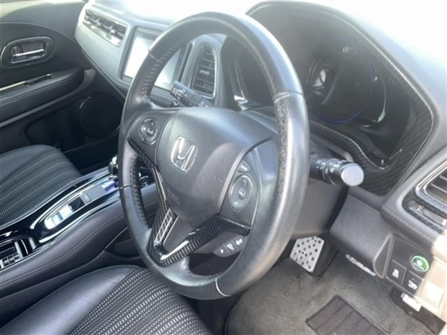 HONDA VEZEL 2014