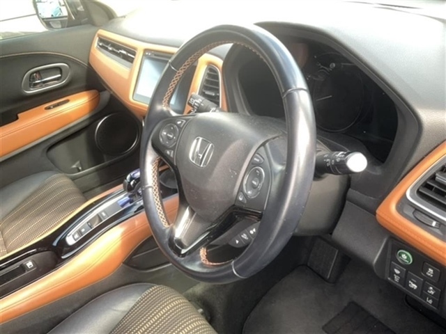 HONDA VEZEL 2016