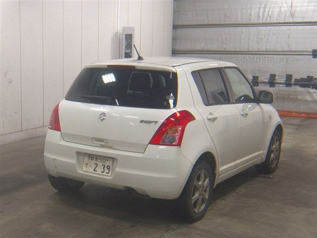 SUZUKI SWIFT 2009