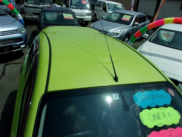 NISSAN MARCH 2011
