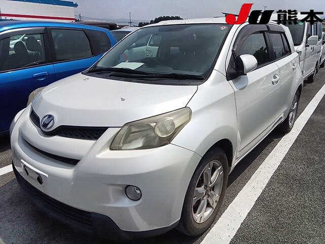 TOYOTA IST 2008
