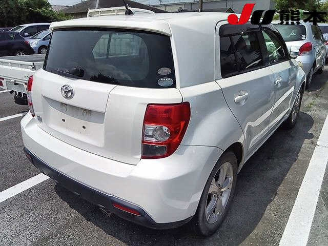 TOYOTA IST 2008