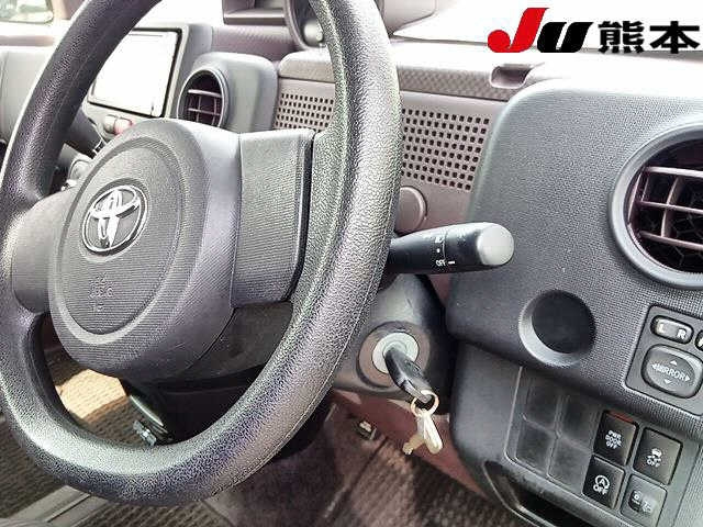 TOYOTA SPADE 2015
