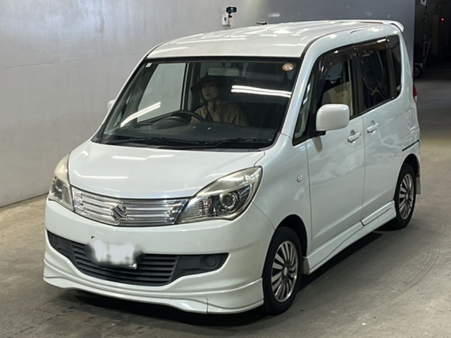 SUZUKI SOLIO 2011