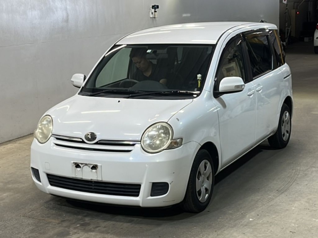 TOYOTA SIENTA 2008