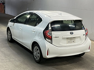TOYOTA AQUA 2018