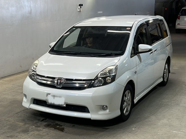 TOYOTA ISIS 2014