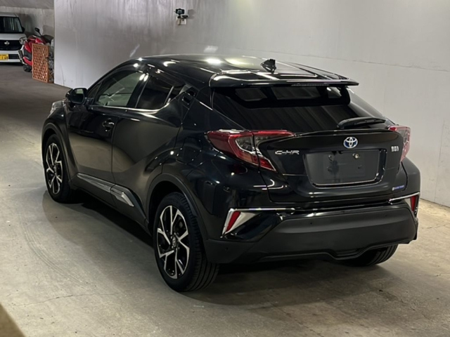 TOYOTA C-HR 2018