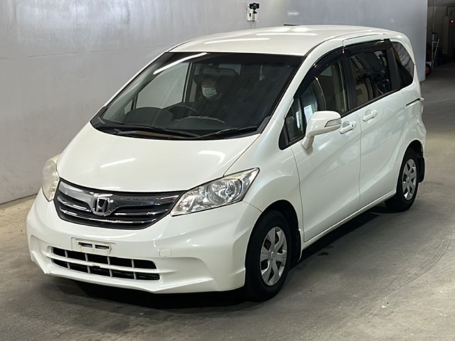 HONDA FREED 2012