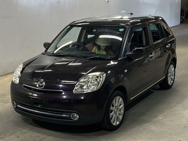MAZDA VERISA 2013