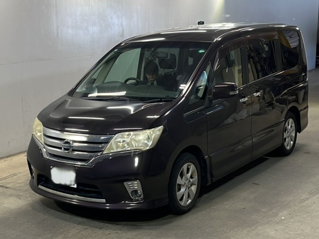 NISSAN SERENA 2011