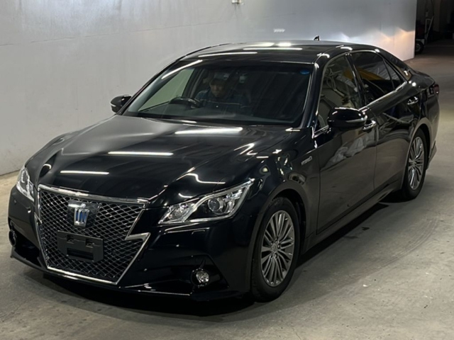 TOYOTA CROWN 2013