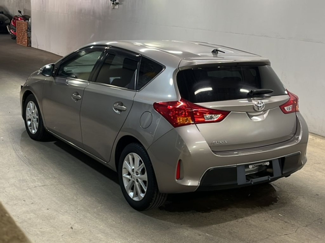 TOYOTA AURIS 2014