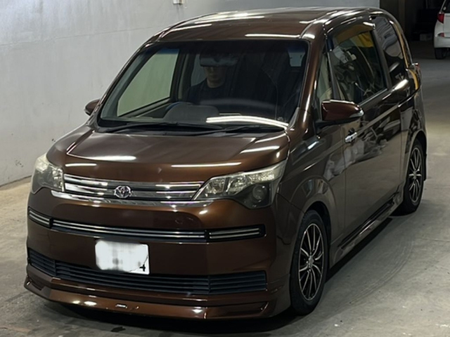 TOYOTA SPADE 2012