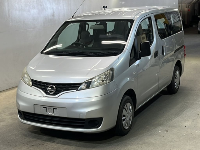 NISSAN NV200 2016