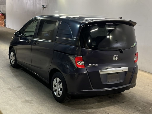 HONDA FREED 2014