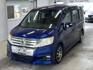HONDA STEP WAGON 2010