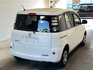 TOYOTA SIENTA 2008
