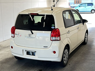 TOYOTA PORTE 2014