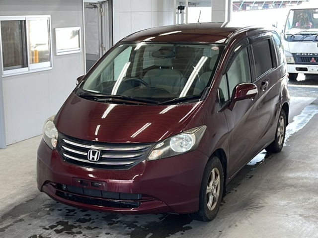 HONDA FREED 2010