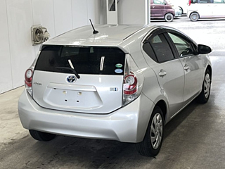 TOYOTA AQUA 2014