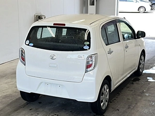 DAIHATSU MIRA E S 2016