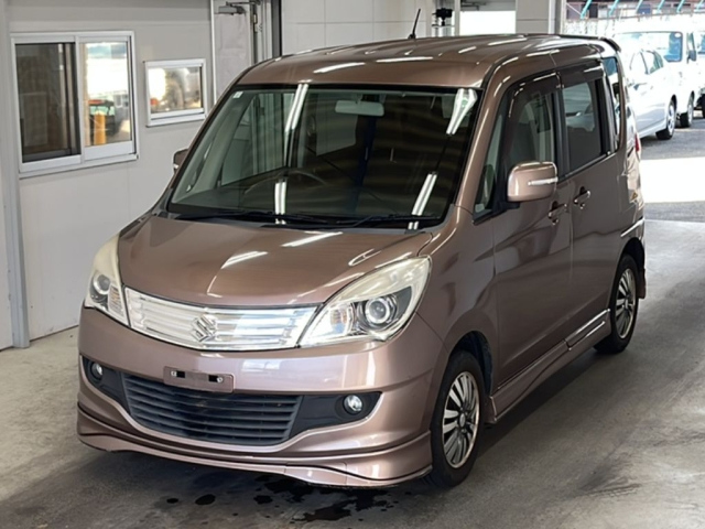 SUZUKI SOLIO 2011
