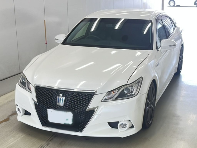 TOYOTA CROWN 2013
