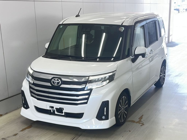TOYOTA ROOMY 2023