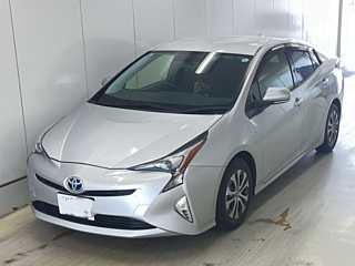 TOYOTA PRIUS 2016