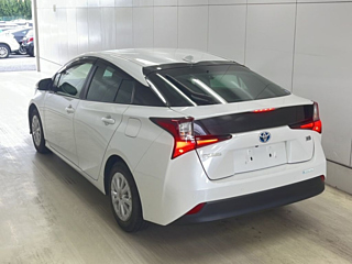 TOYOTA PRIUS 2020